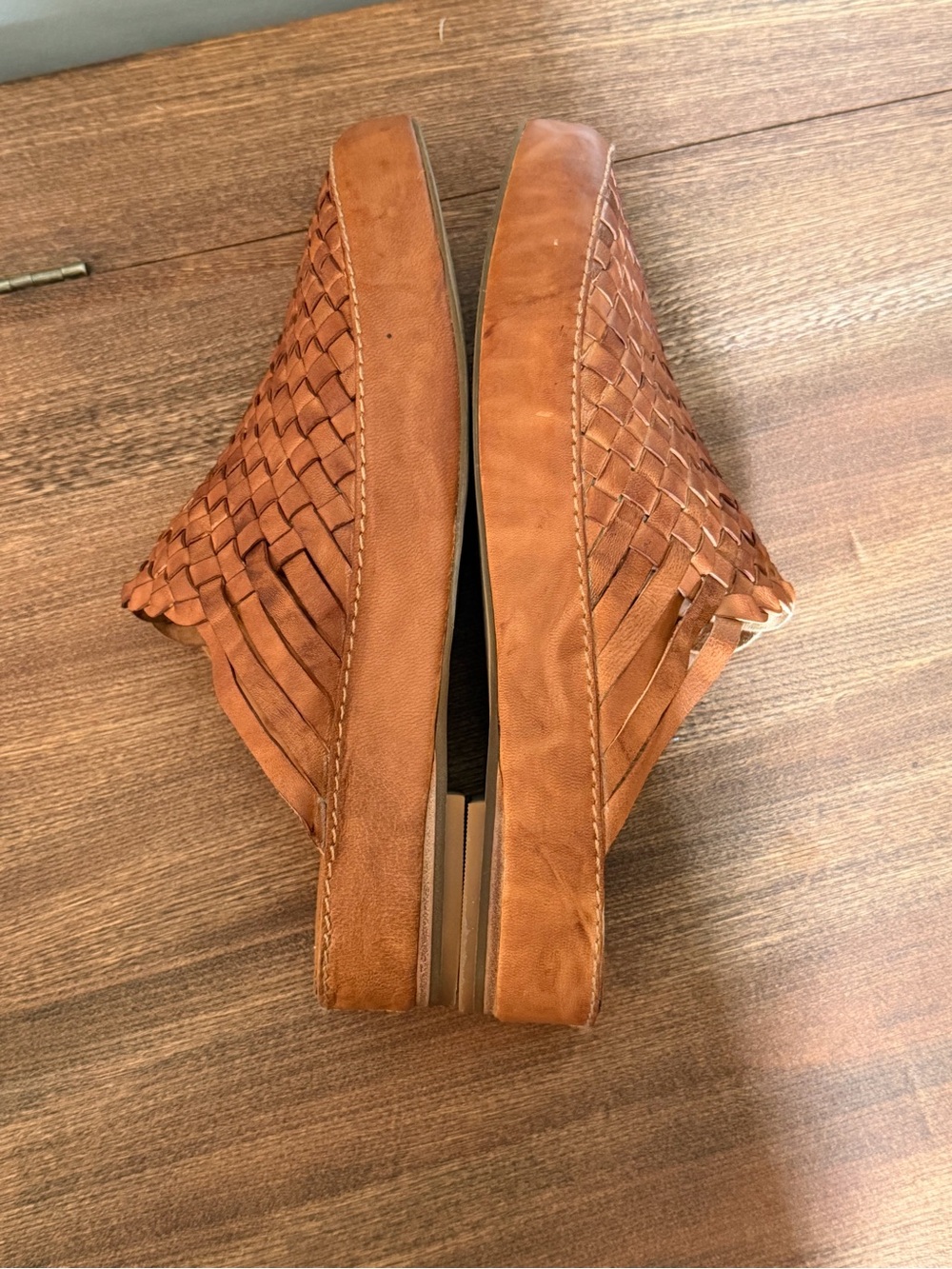 Kelsi Dagger Brooklyn Maple Woven Leather Mule Clogs Sz 9.5 Cognac Boho Comfort - Picture 6 of 7